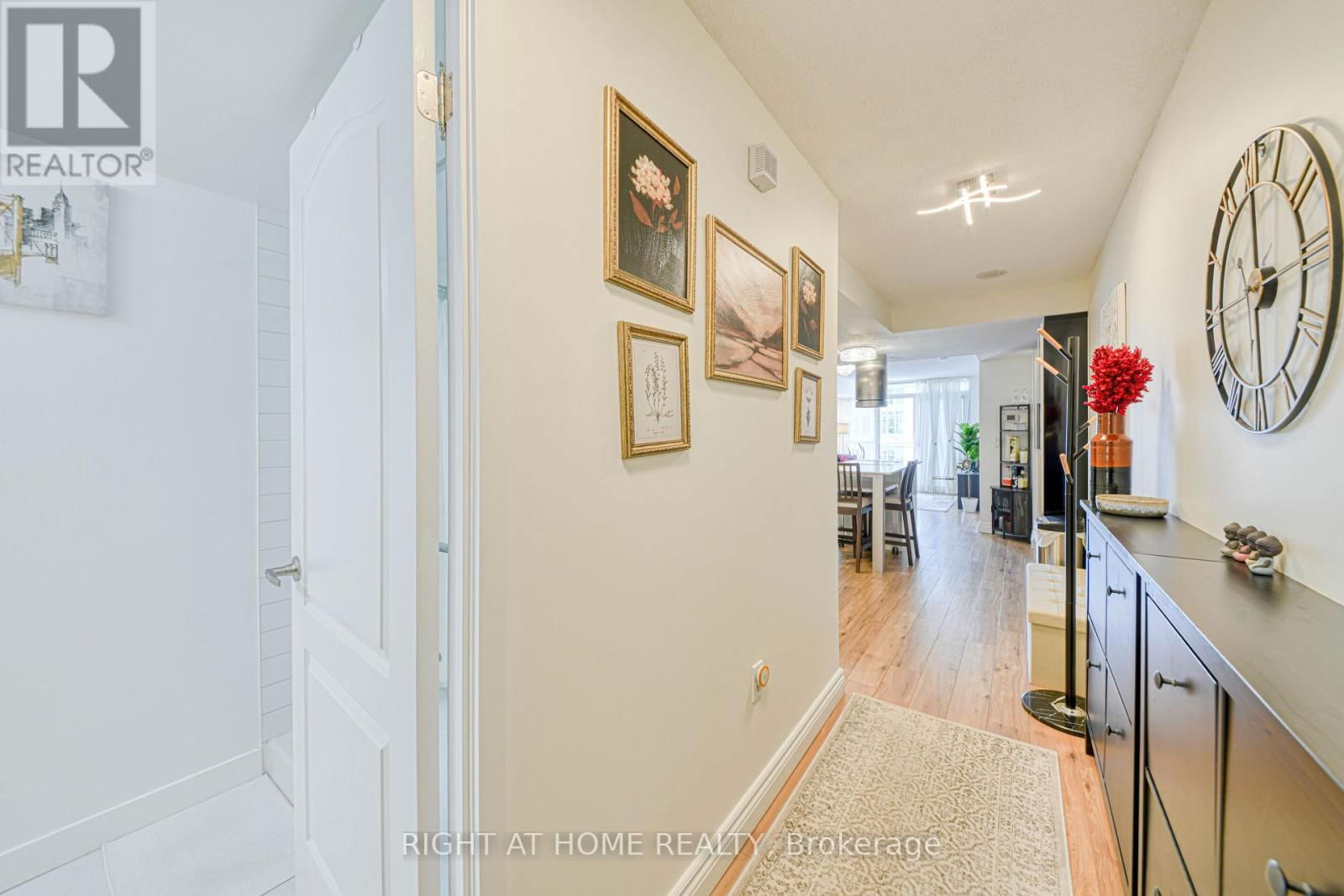1016 - 38 DAN LECKIE WAY Image 11