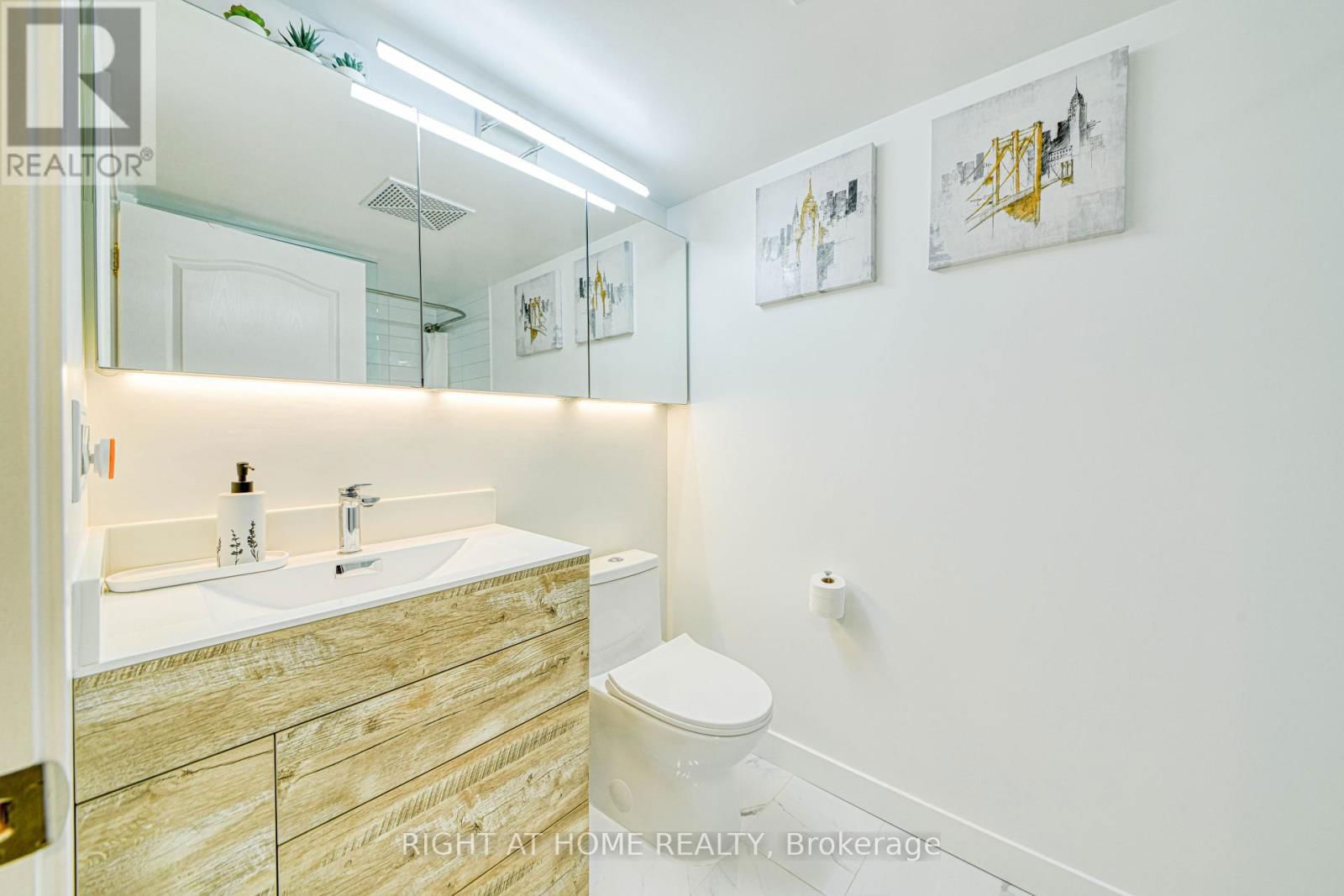 1016 - 38 DAN LECKIE WAY Image 12