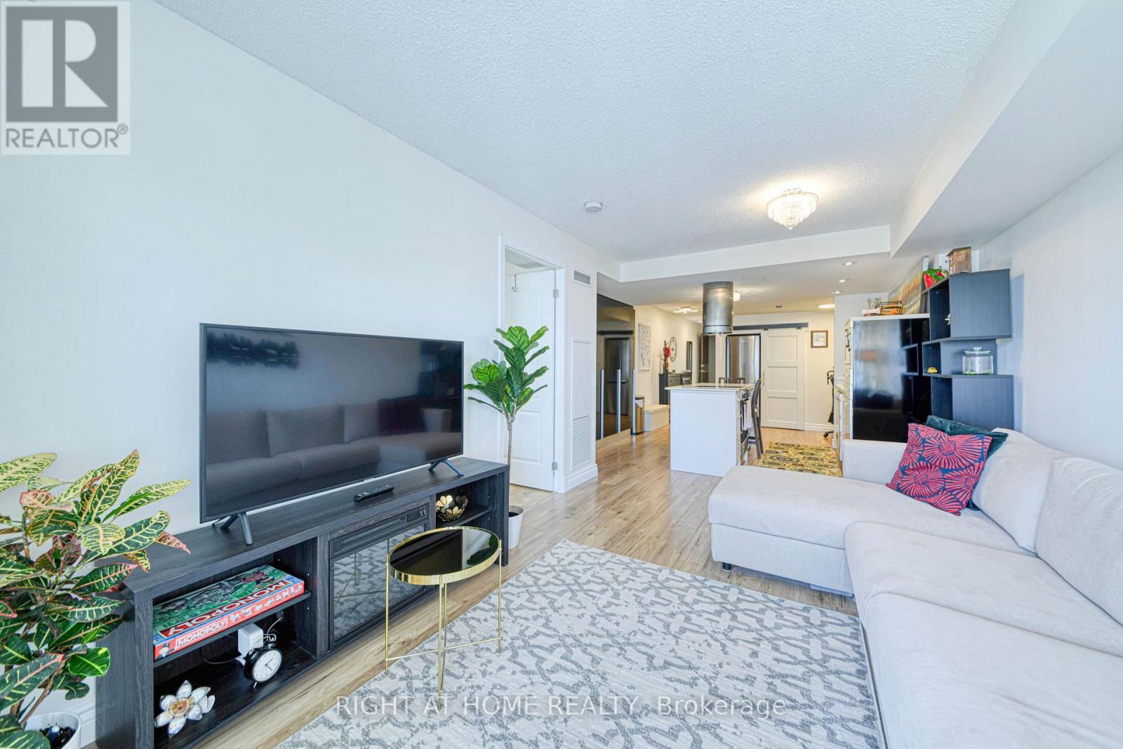 1016 - 38 DAN LECKIE WAY Image 18