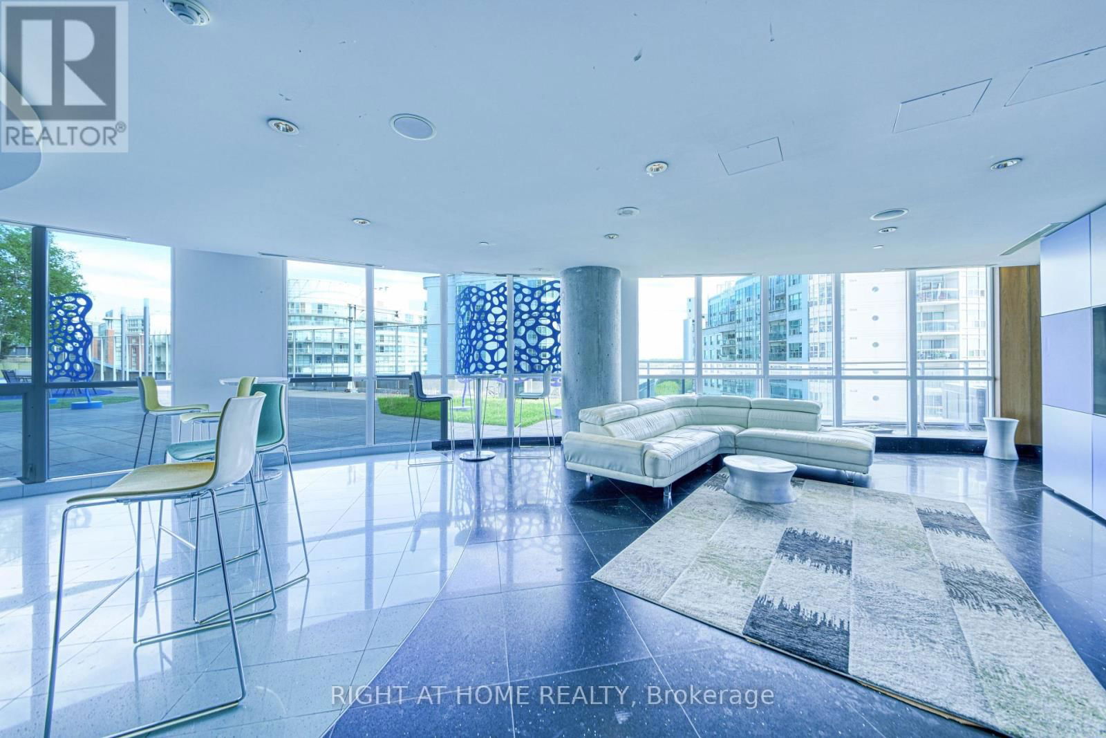 1016 - 38 DAN LECKIE WAY Image 22