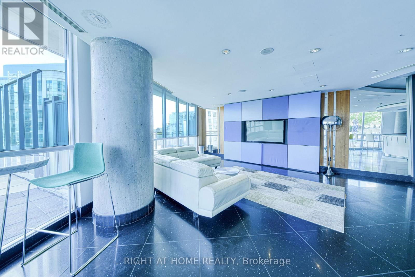 1016 - 38 DAN LECKIE WAY Image 23