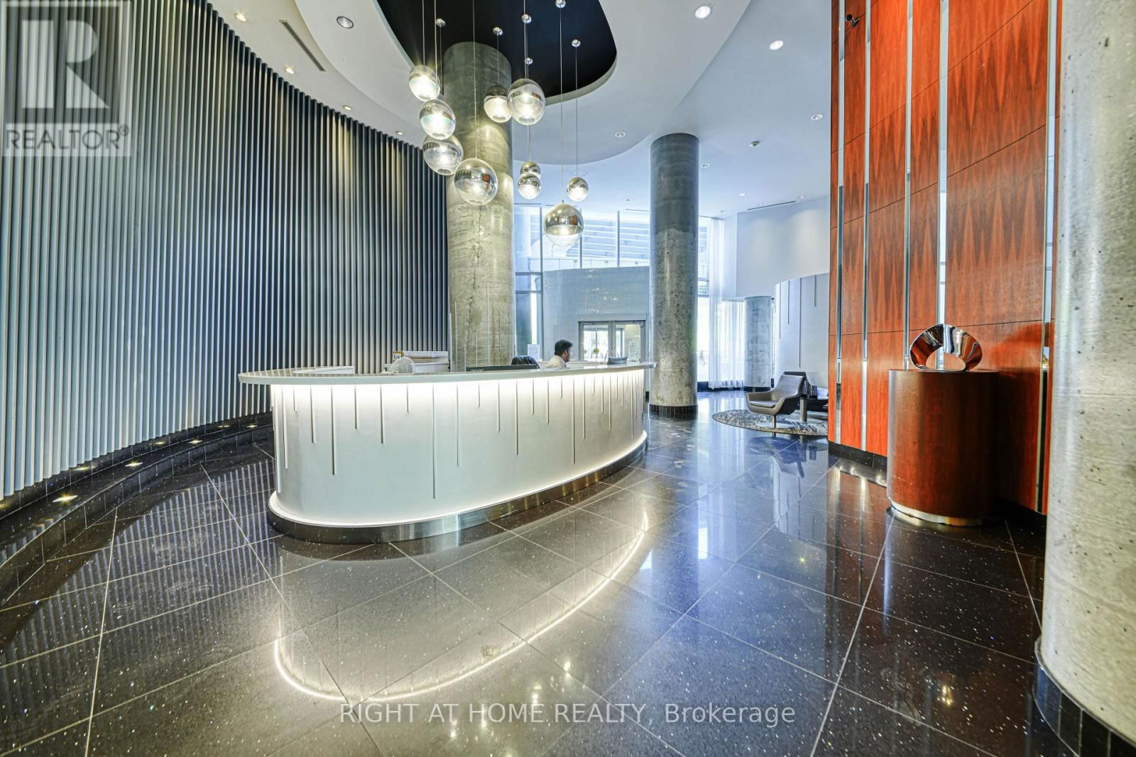 1016 - 38 DAN LECKIE WAY Image 28