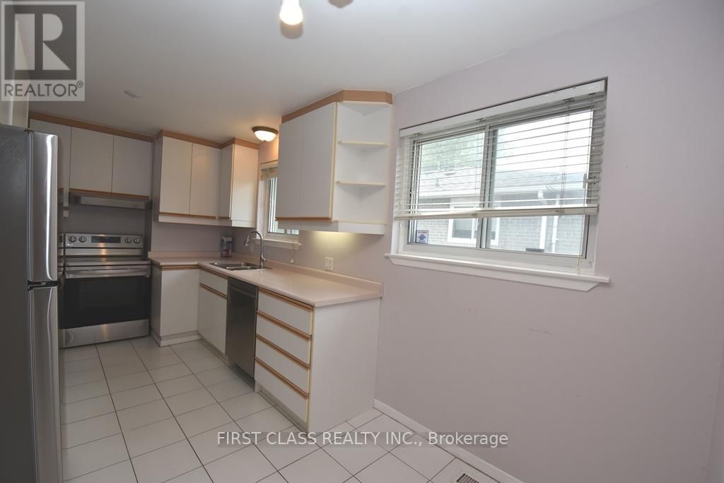 Main - 331 WOODSWORTH ROAD Image 3