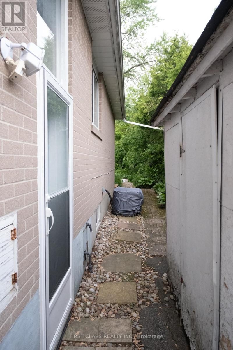 Bsmt - 331 WOODSWORTH ROAD Image 2