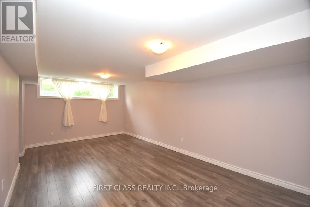 Bsmt - 331 WOODSWORTH ROAD Image 3