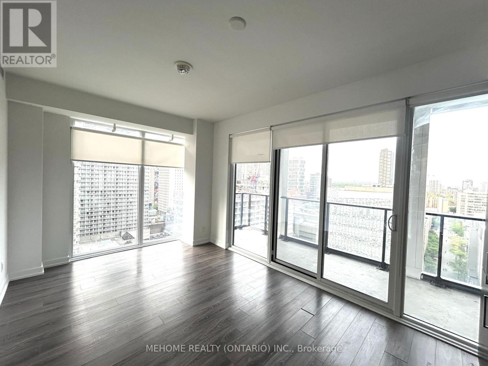 1616 - 20 EDWARD STREET Image 1