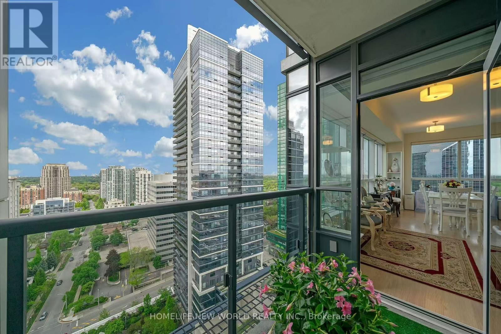 2017 - 5 SHEPPARD AVENUE EAST Image 26