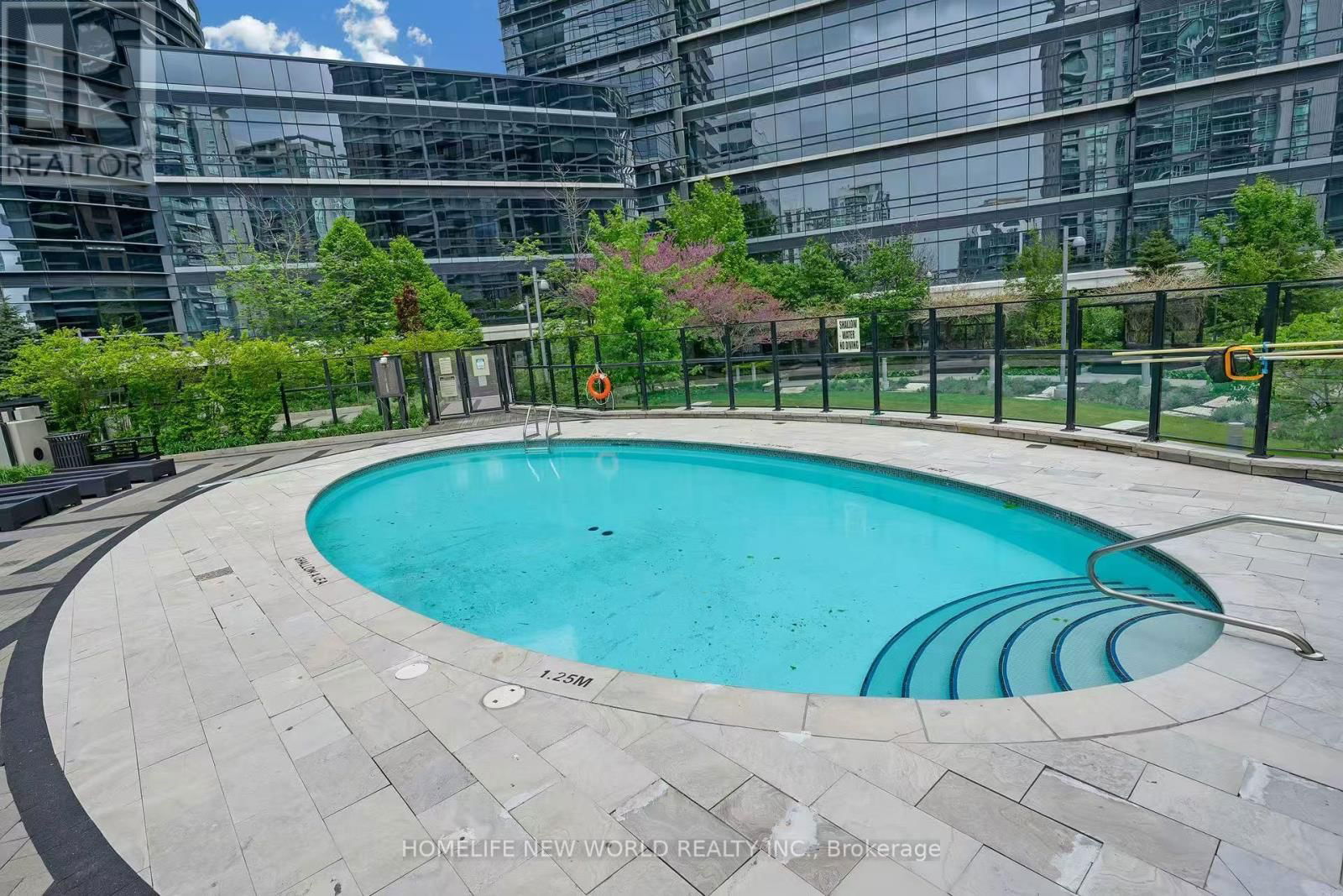 2017 - 5 SHEPPARD AVENUE EAST Image 43