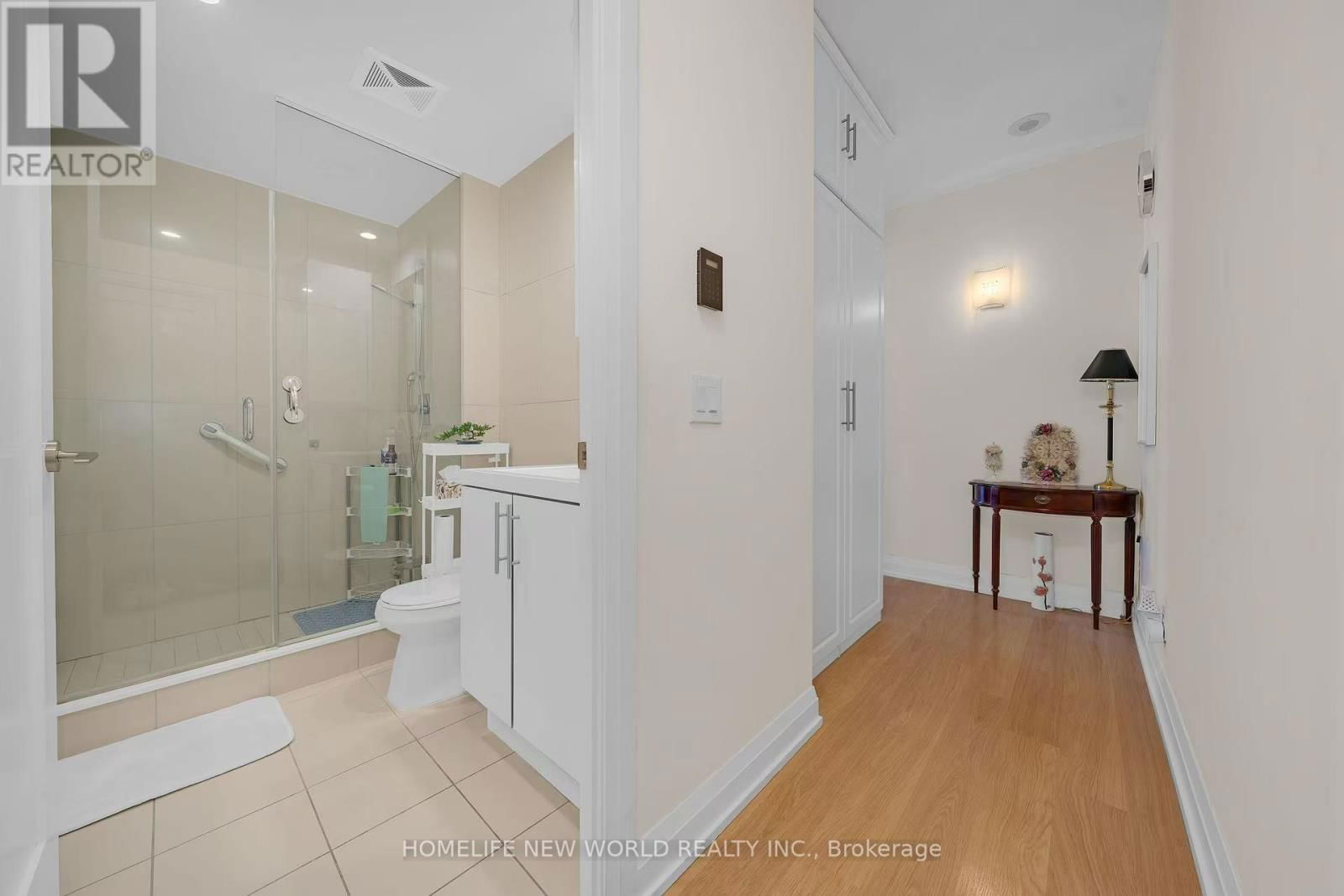 2017 - 5 SHEPPARD AVENUE EAST Image 8
