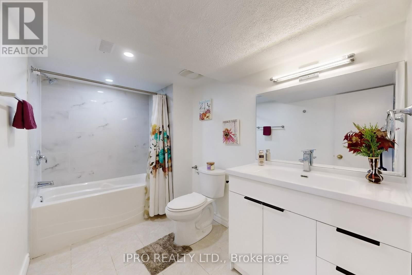 29 CLIPPER ROAD Image 38