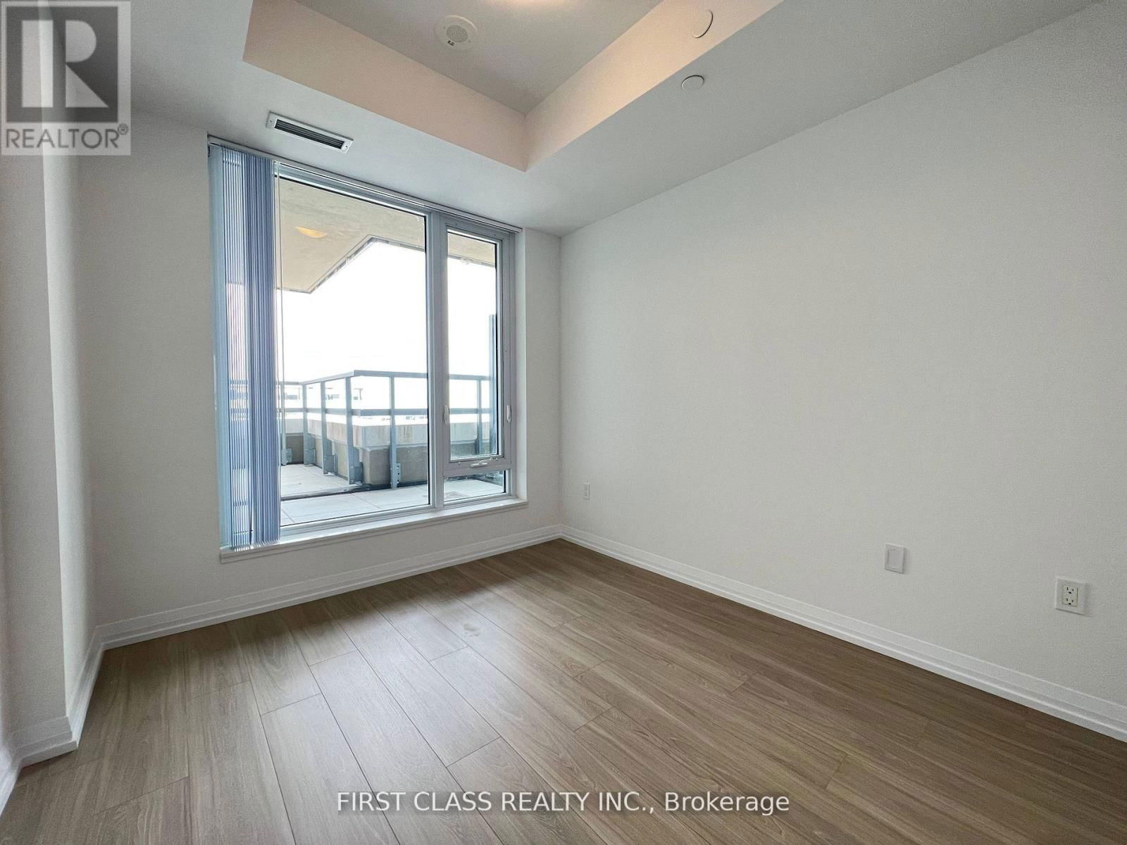 2920 - 50 DUNFIELD AVENUE Image 7