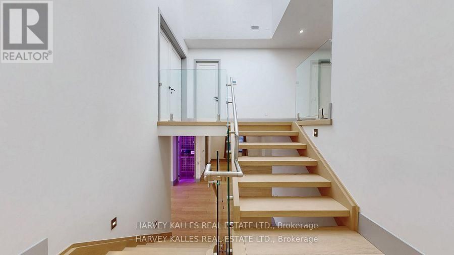 11 DORNFELL STREET Image 18