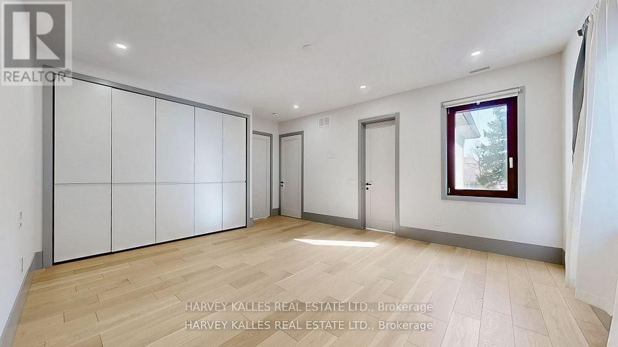 11 DORNFELL STREET Image 29