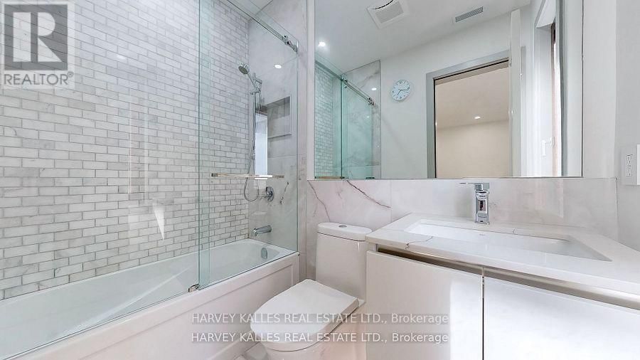 11 DORNFELL STREET Image 30