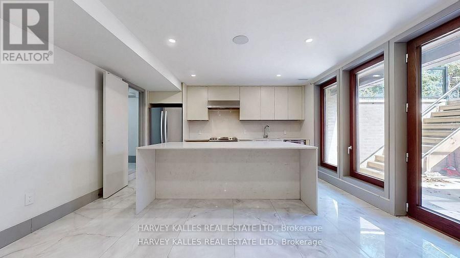 11 DORNFELL STREET Image 42