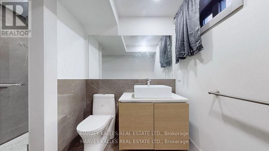 11 DORNFELL STREET Image 47