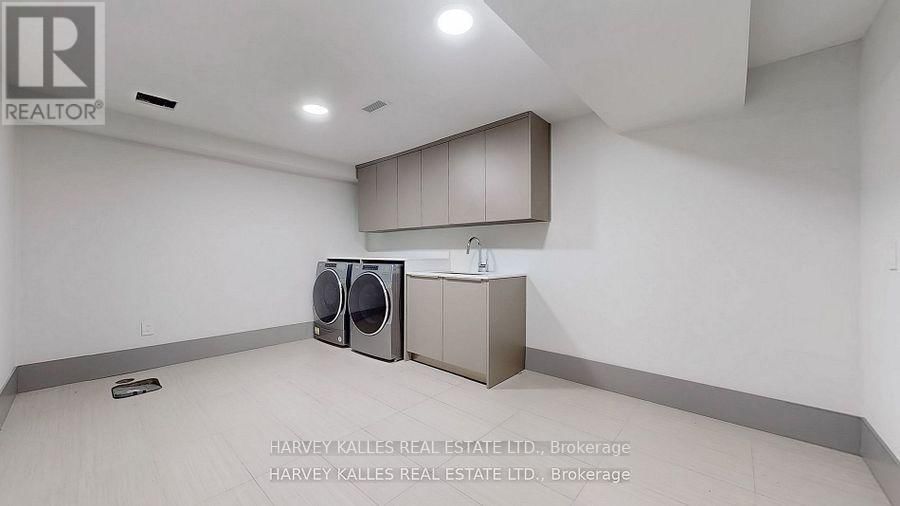 11 DORNFELL STREET Image 48