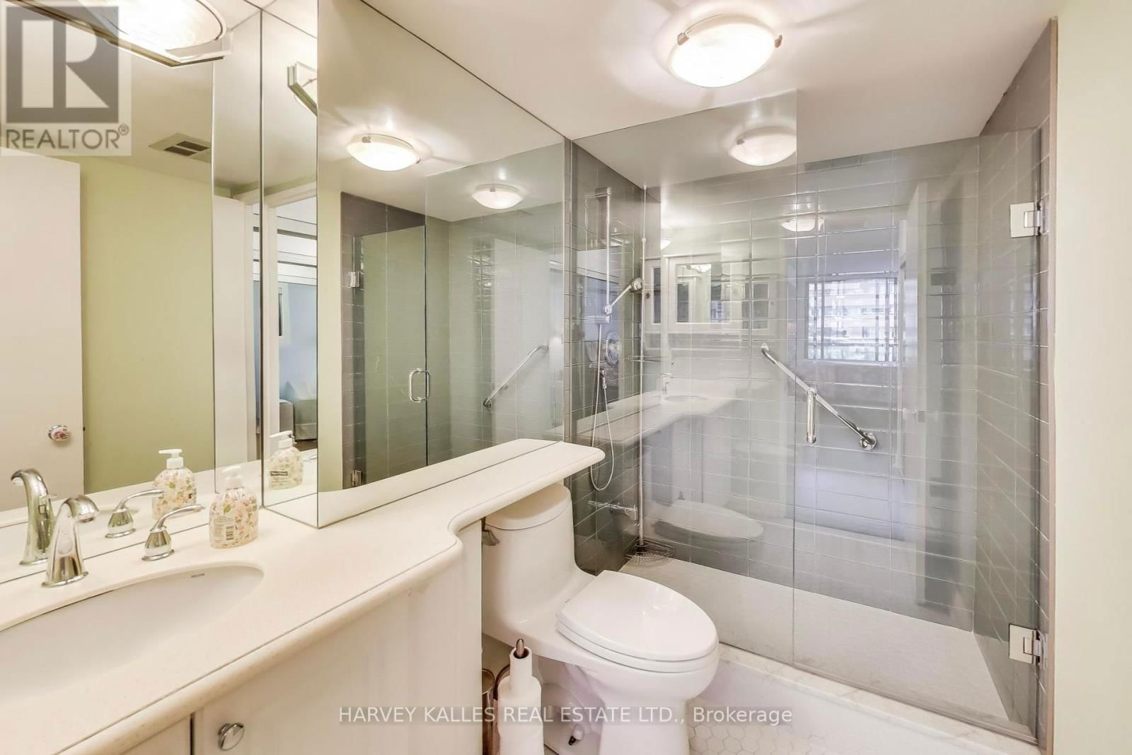 409 - 33 ELMHURST AVENUE Image 24