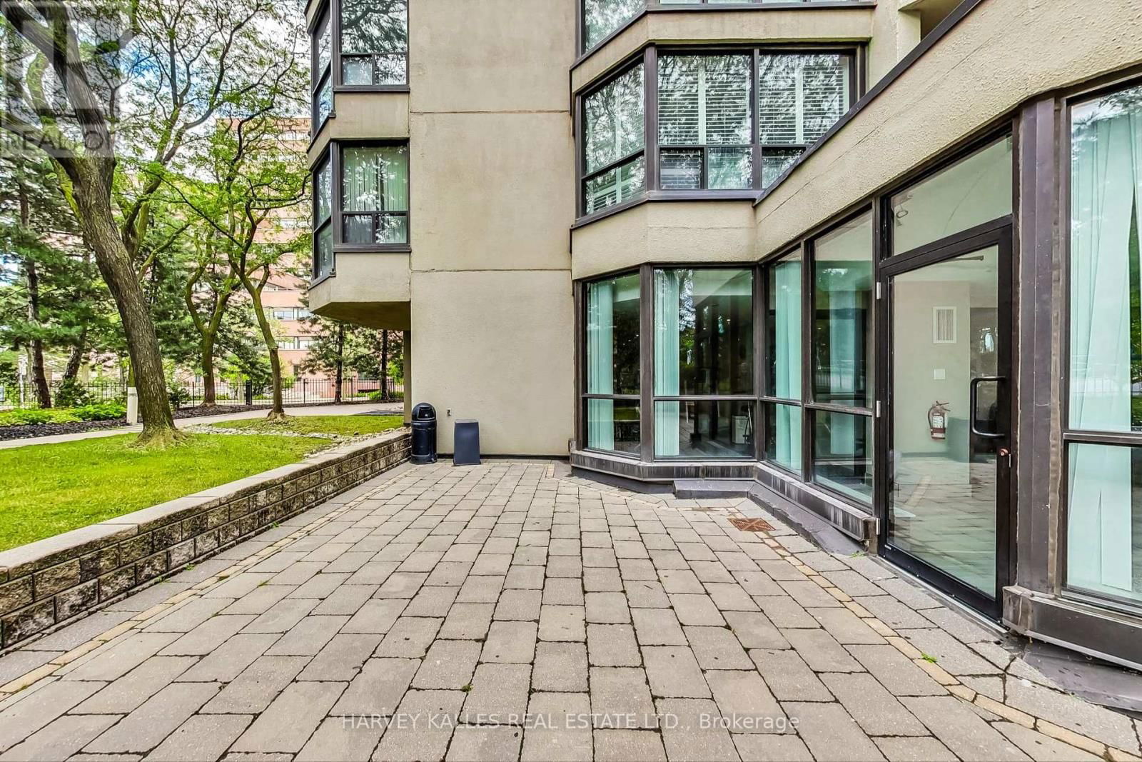 409 - 33 ELMHURST AVENUE Image 46