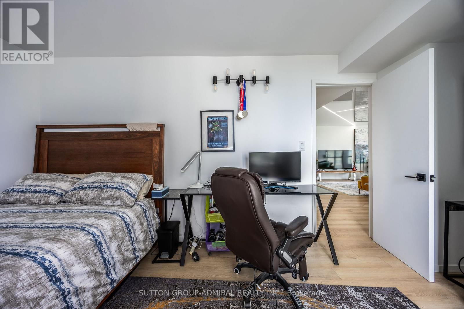 906 - 131 TORRESDALE AVENUE SOUTH Image 19