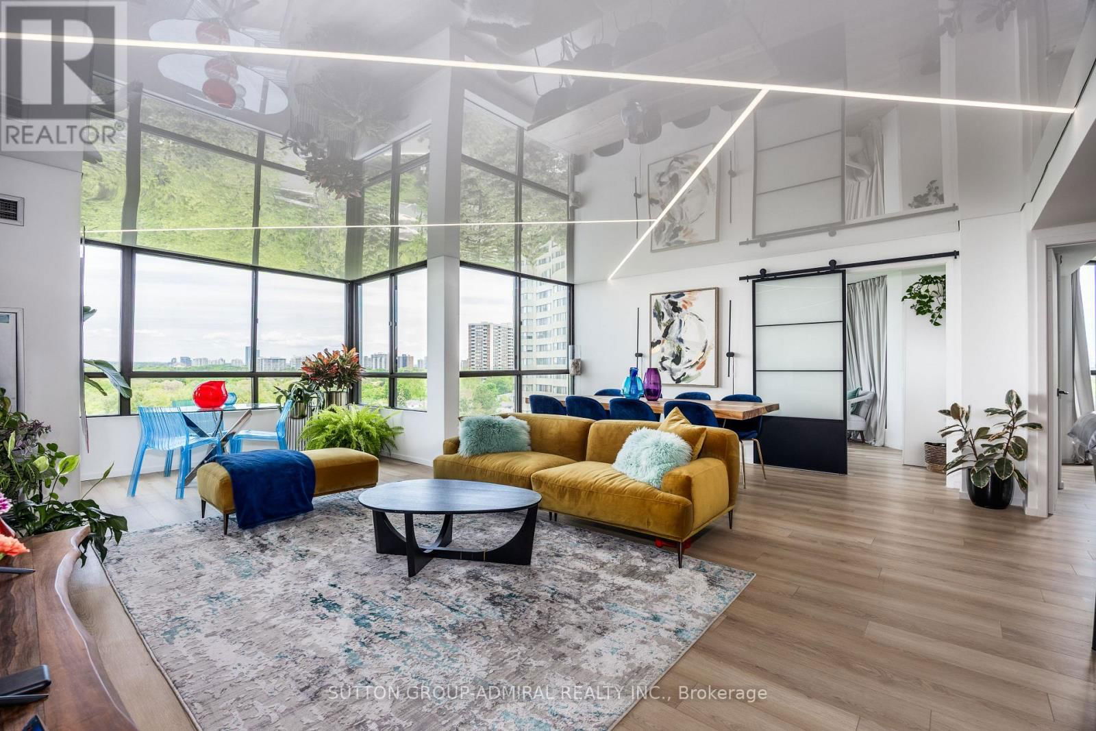 906 - 131 TORRESDALE AVENUE SOUTH Image 2