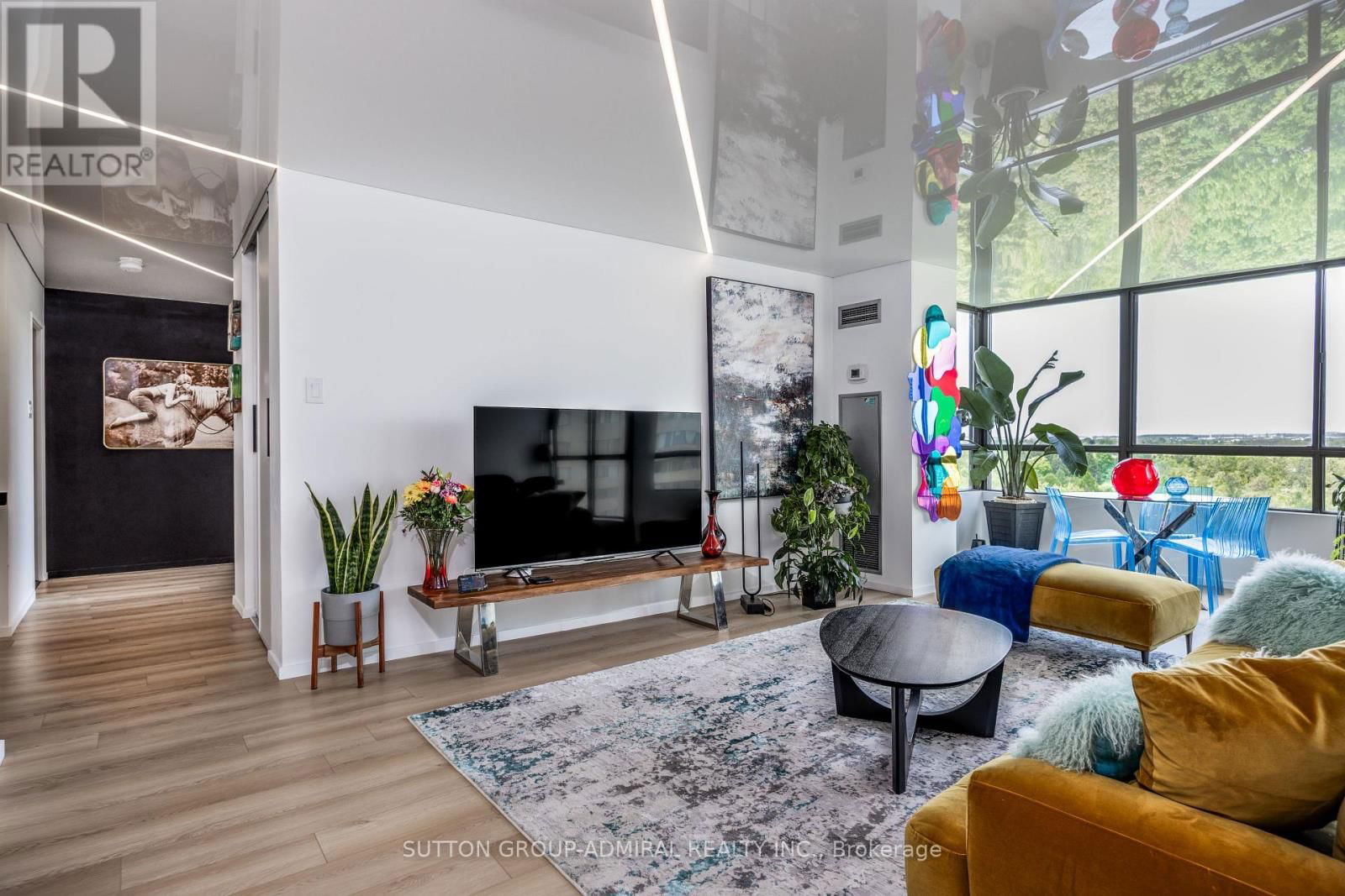 906 - 131 TORRESDALE AVENUE SOUTH Image 3