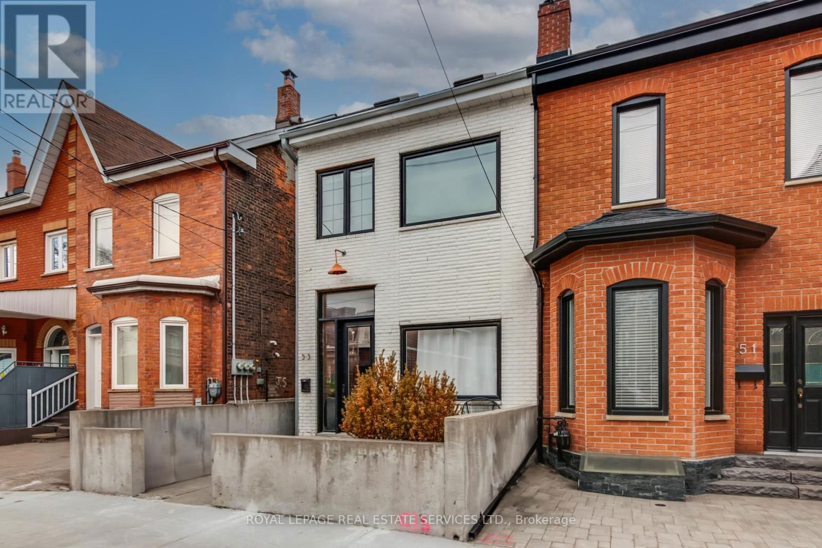 M - 53 GLADSTONE AVENUE Image 12