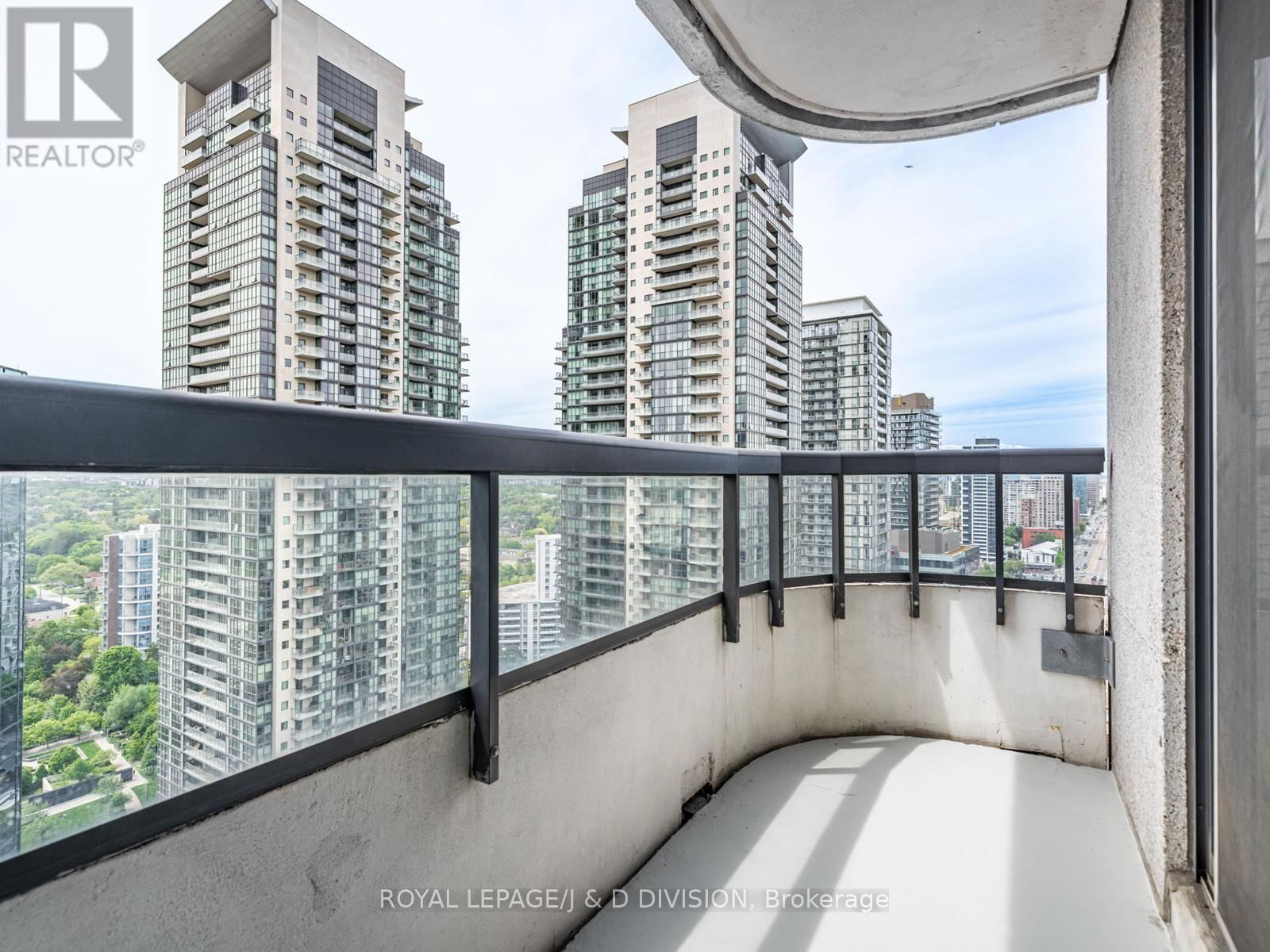 2311 - 33 EMPRESS AVENUE Image 25