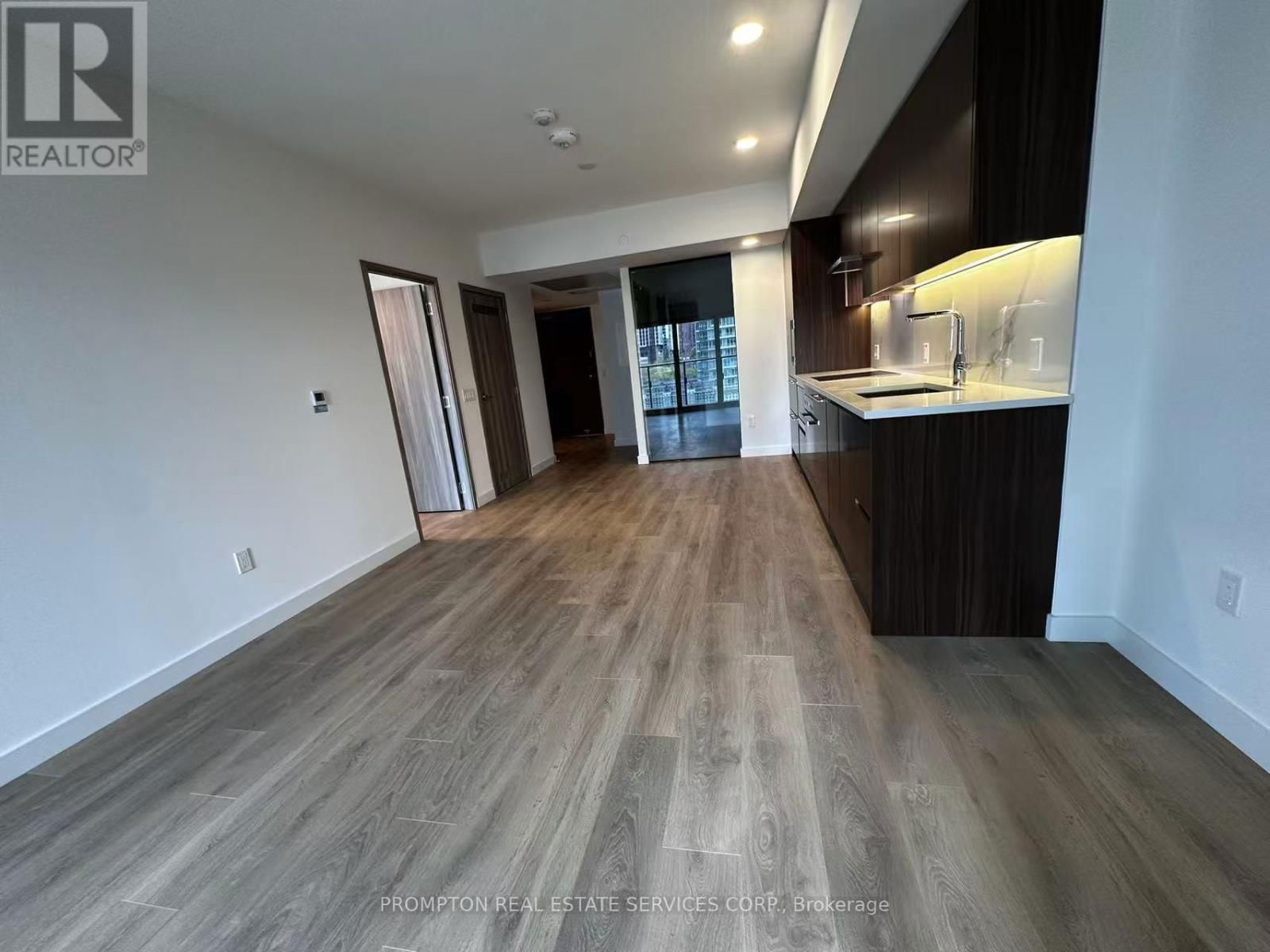 533 - 3 CONCORD CITYPLACE WAY Image 8