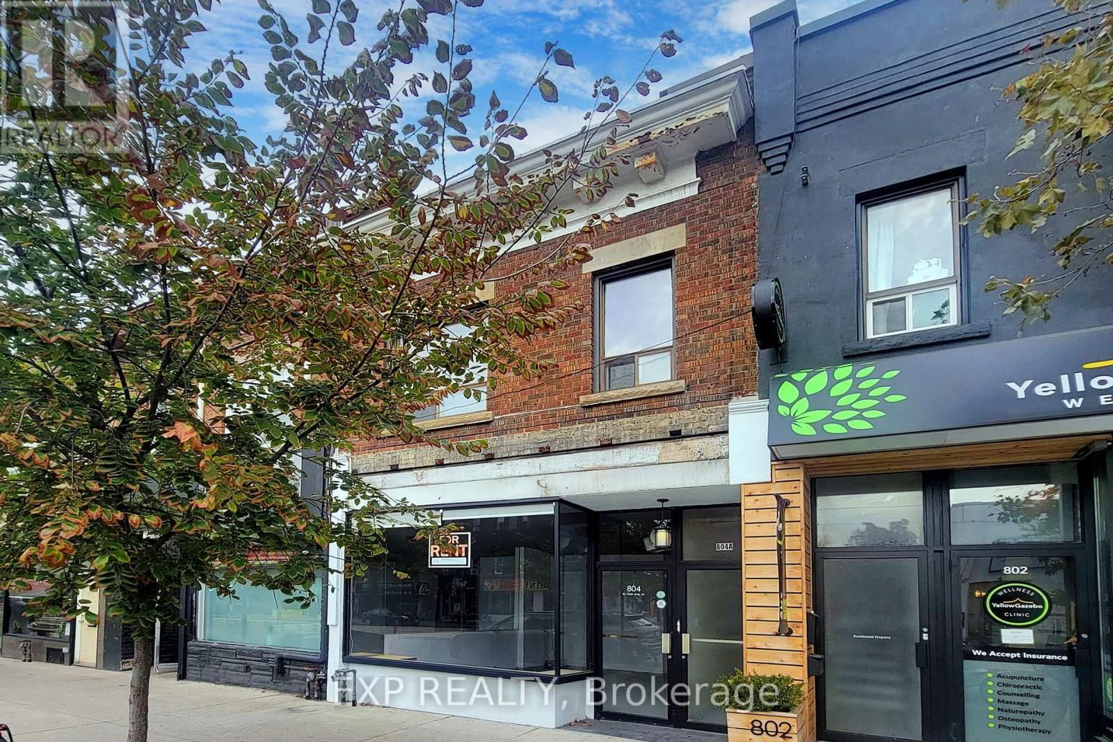 MAIN - 804 ST CLAIR AVENUE WEST Image 4