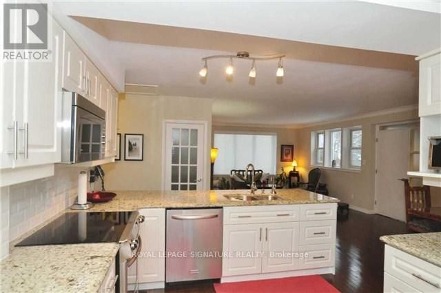 32 OVERTON CRESCENT Image 2
