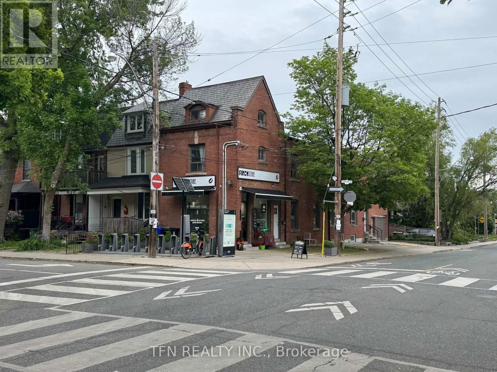 A - 42 DEWSON STREET Image 1
