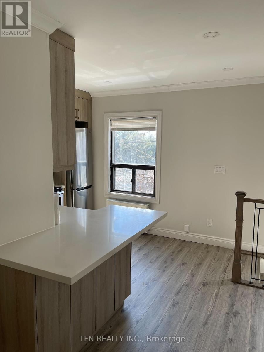 A - 42 DEWSON STREET Image 9