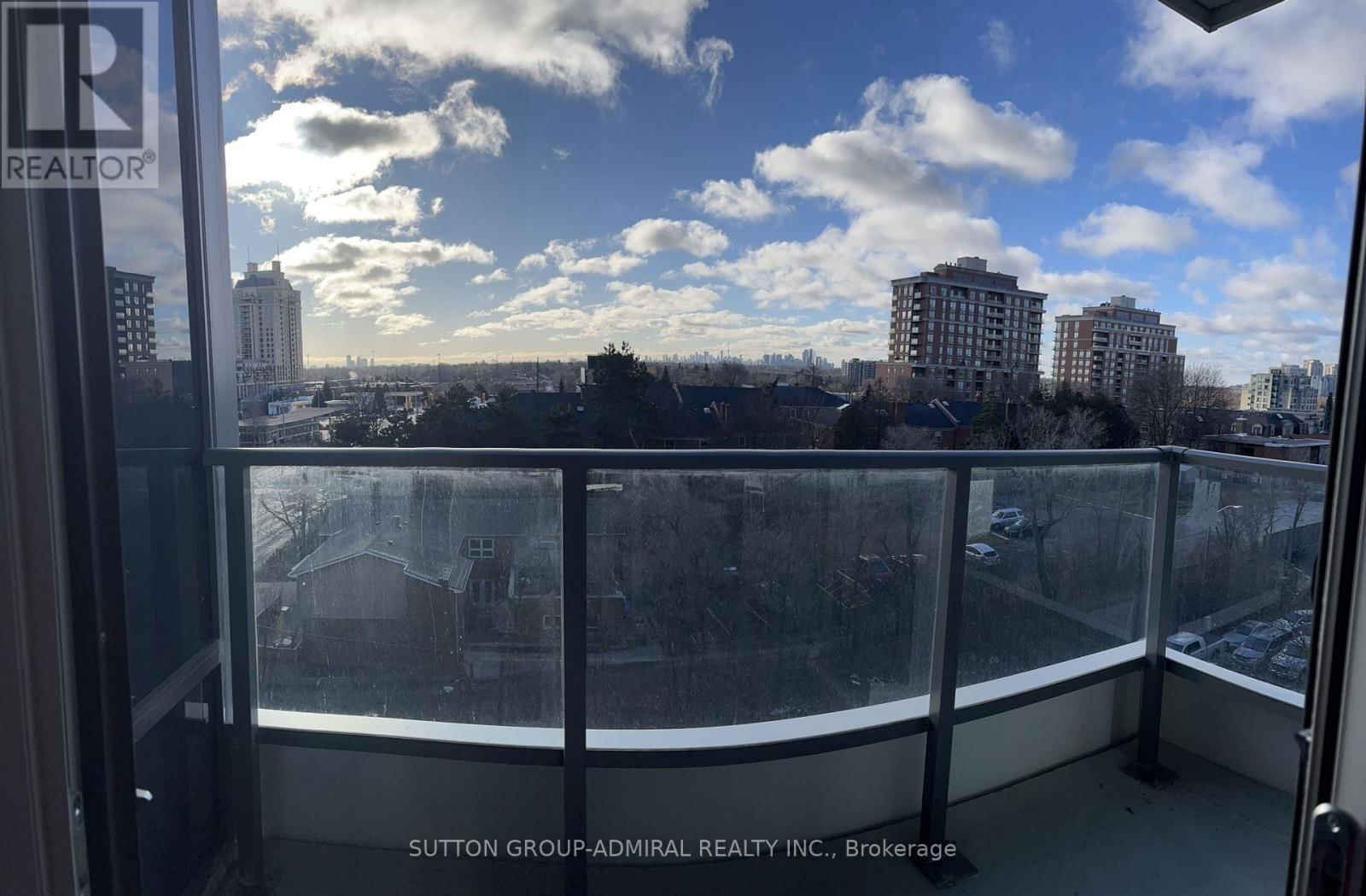 610 - 2 TEAGARDEN COURT Image 3