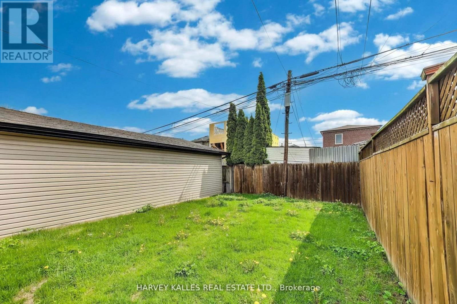 463 WESTMOUNT AVENUE Image 18