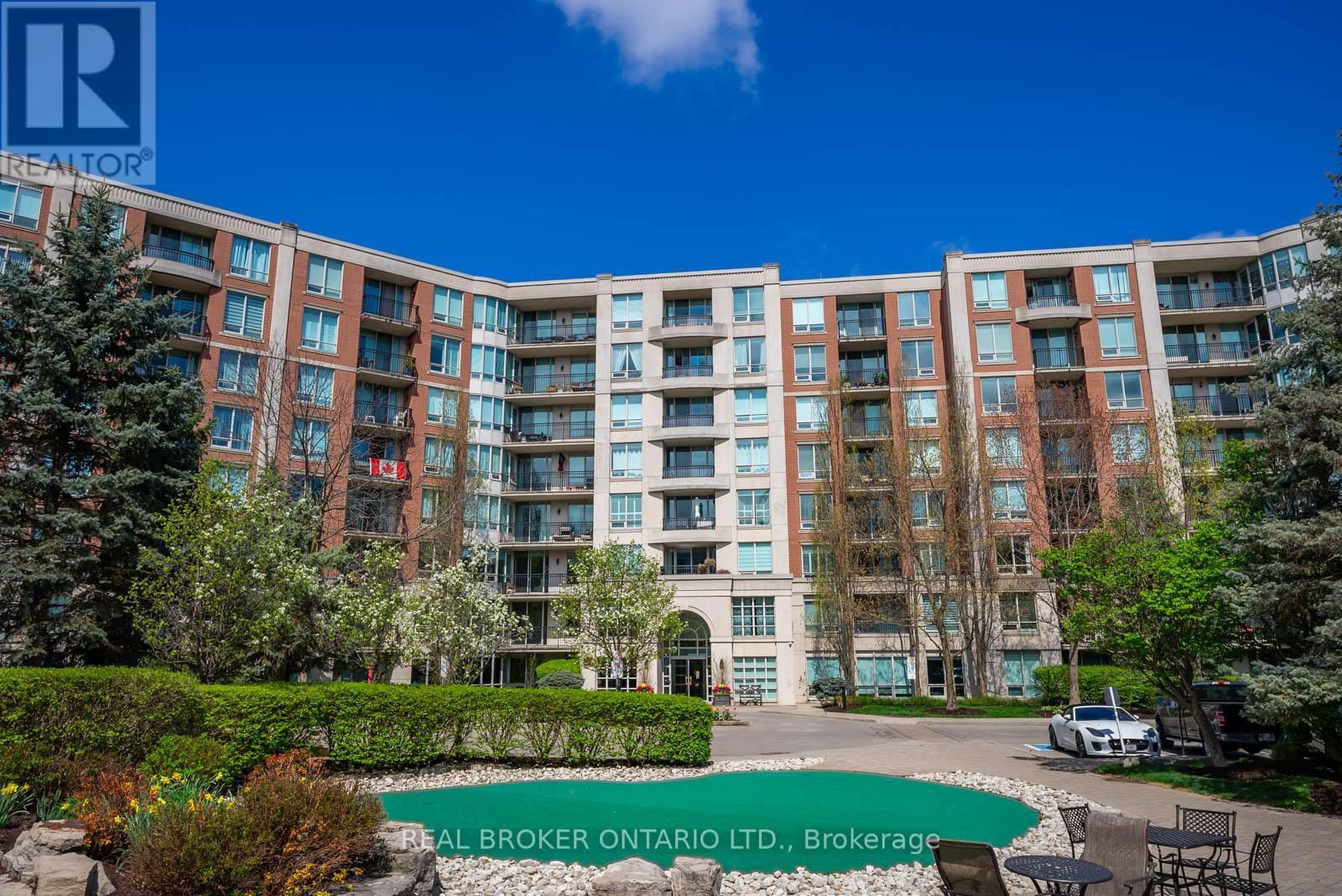 116 - 28 WILLIAM CARSON CRESCENT Image 37