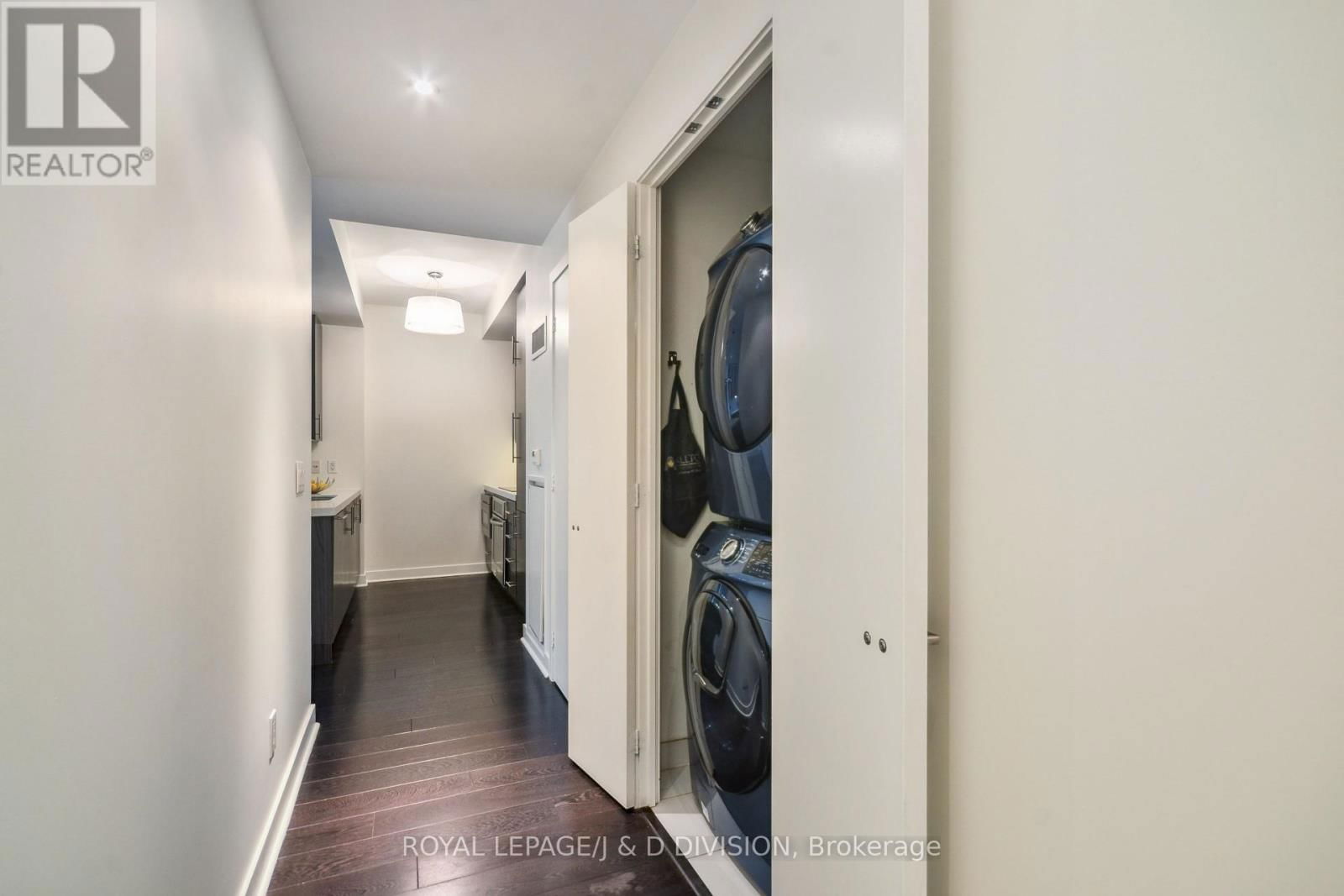 421 - 156 PORTLAND STREET Image 18