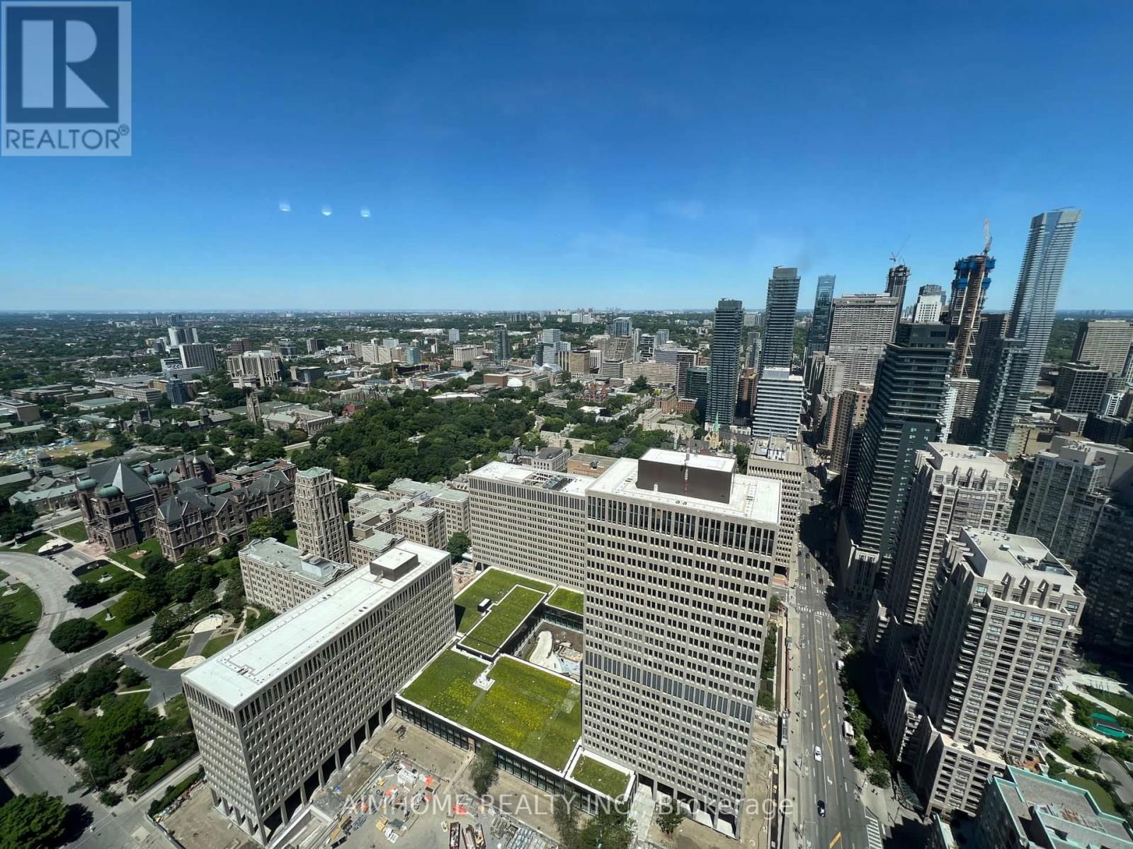 5004 - 832 BAY STREET Image 12