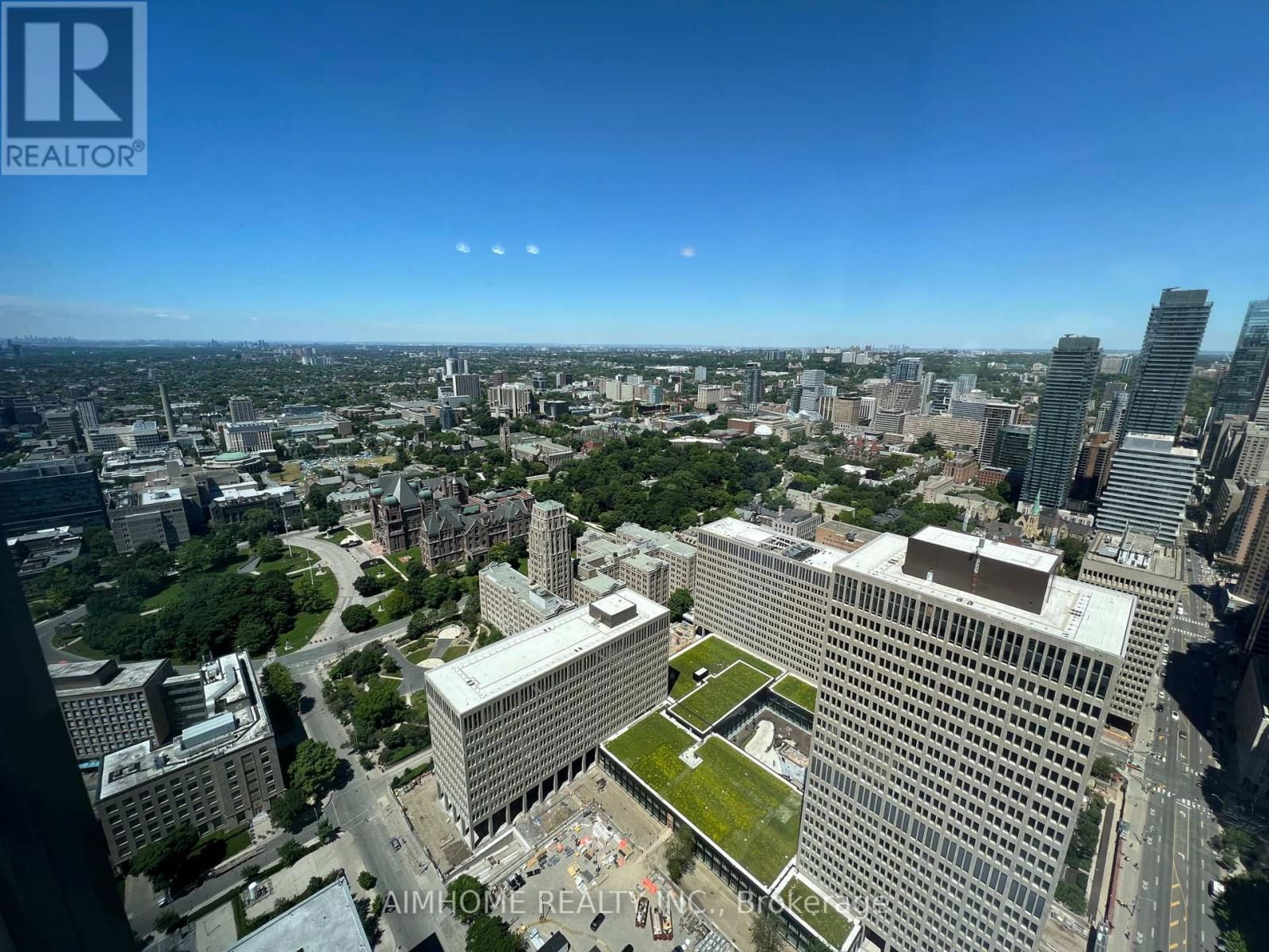5004 - 832 BAY STREET Image 13