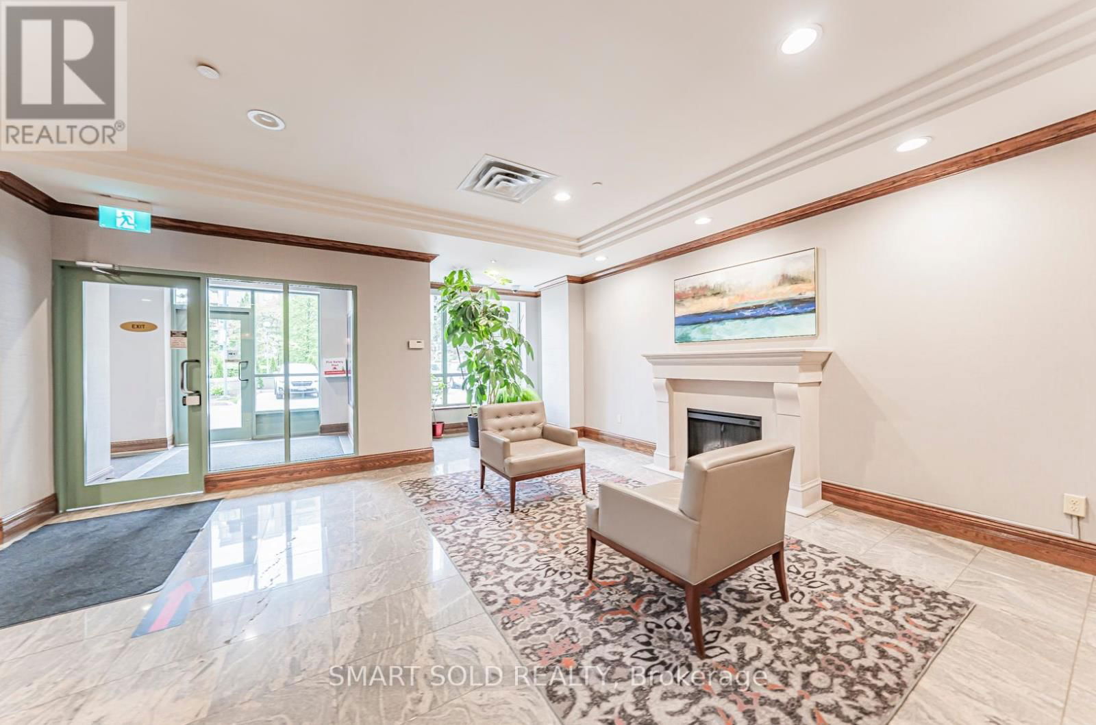 1608 - 1 PEMBERTON AVENUE Image 45