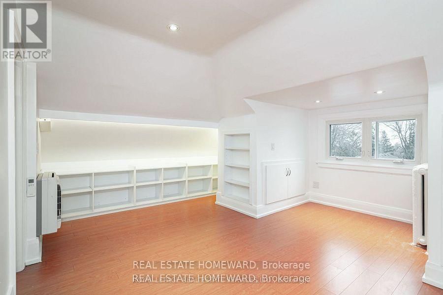 56 OAKWOOD AVENUE Image 24