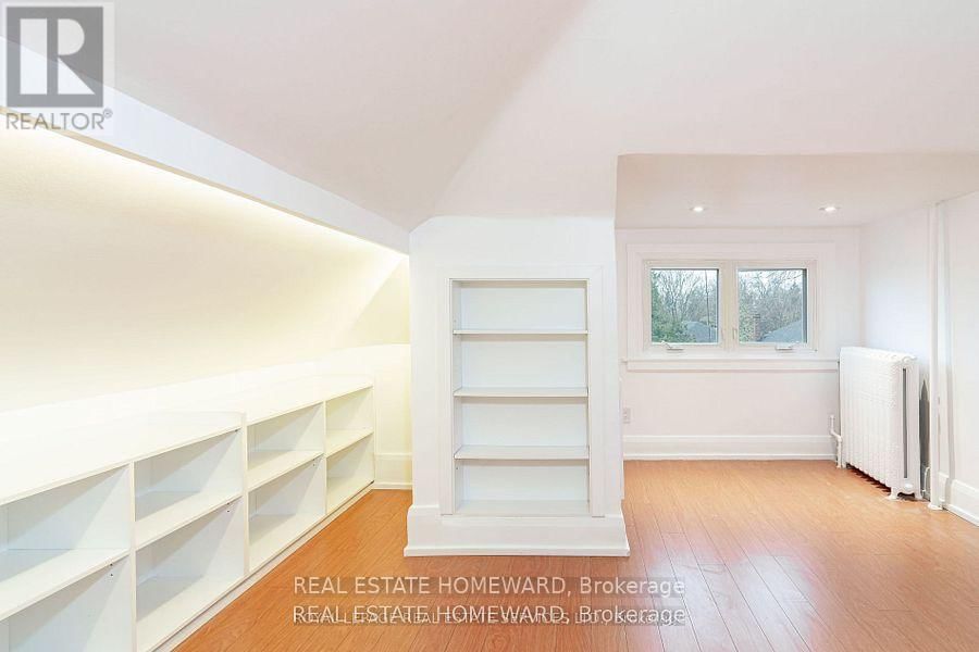 56 OAKWOOD AVENUE Image 26