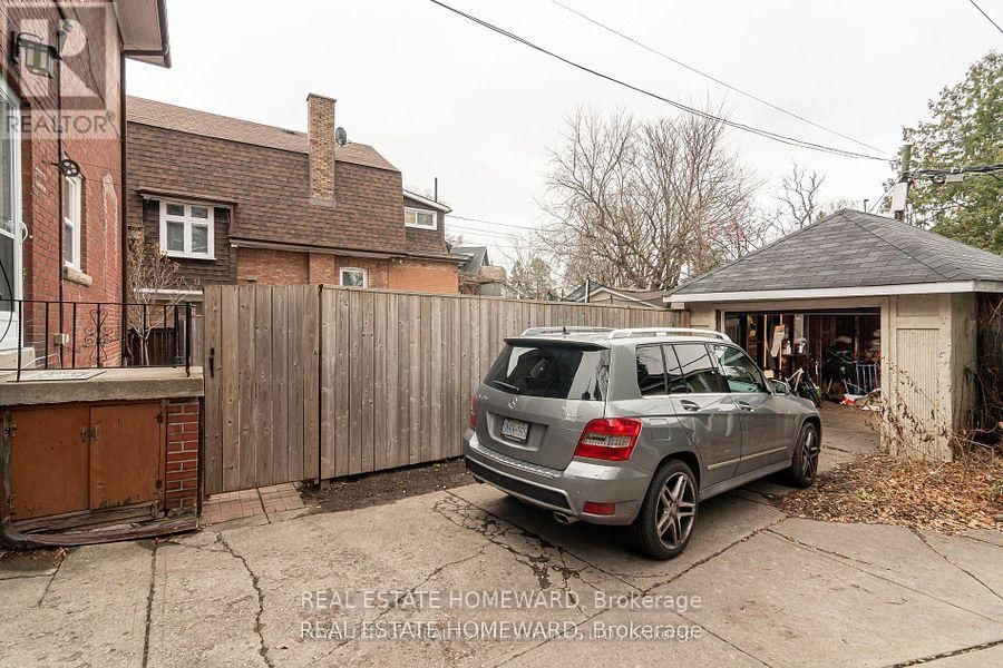 56 OAKWOOD AVENUE Image 31