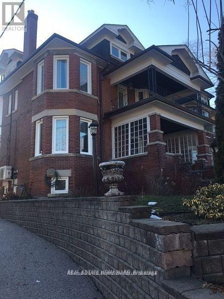 56 OAKWOOD AVENUE Image 32