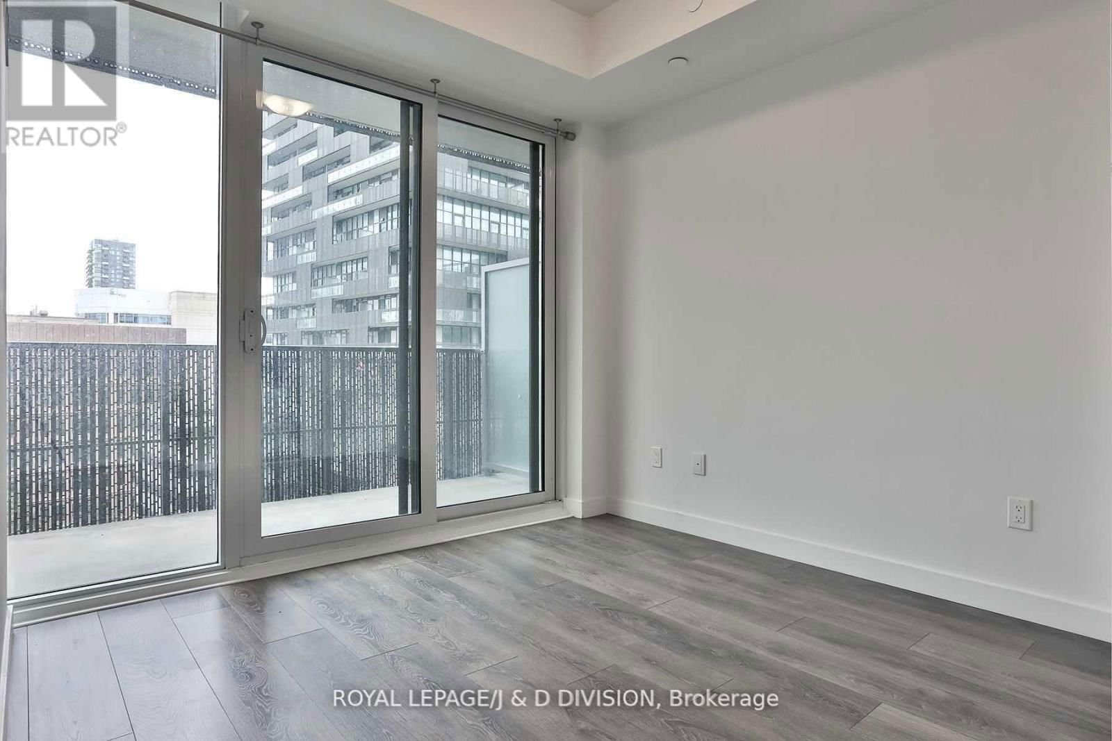 707 - 8 EGLINTON AVENUE EAST Image 9
