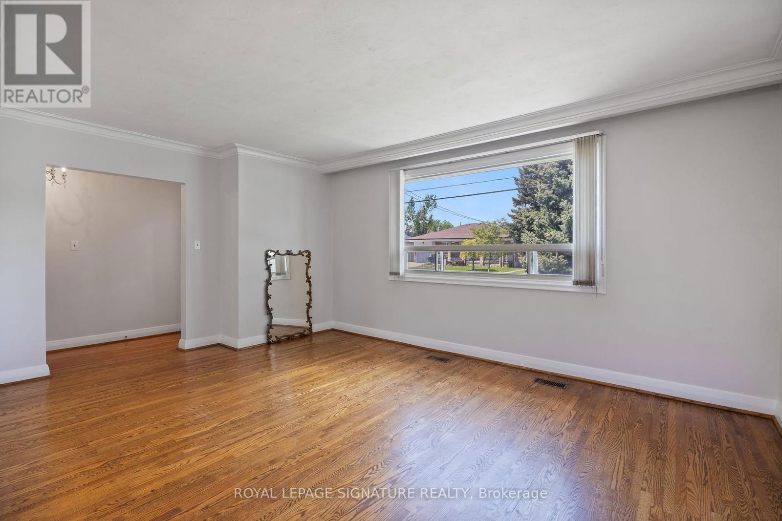 151 RANEE AVENUE Image 10