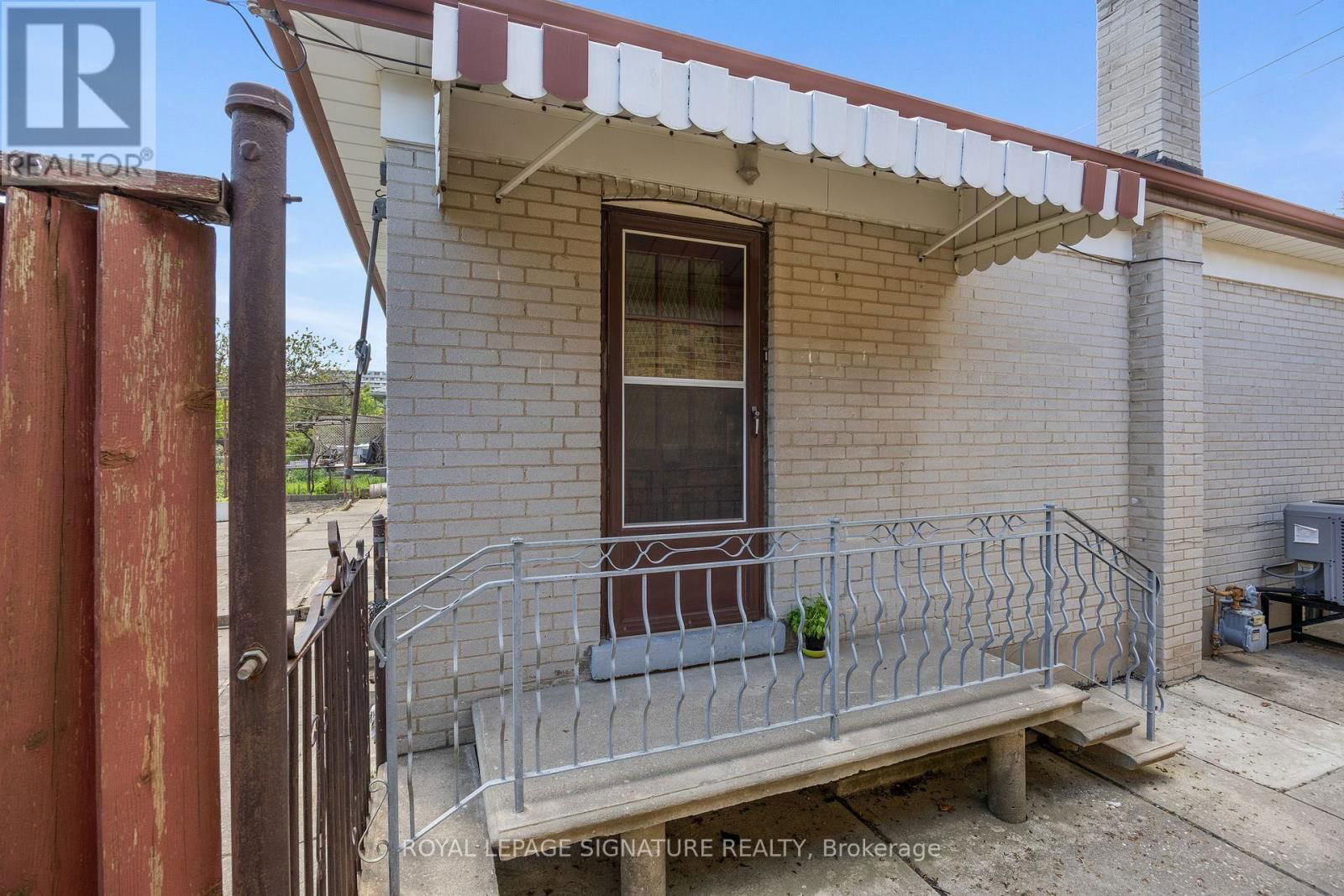 151 RANEE AVENUE Image 17