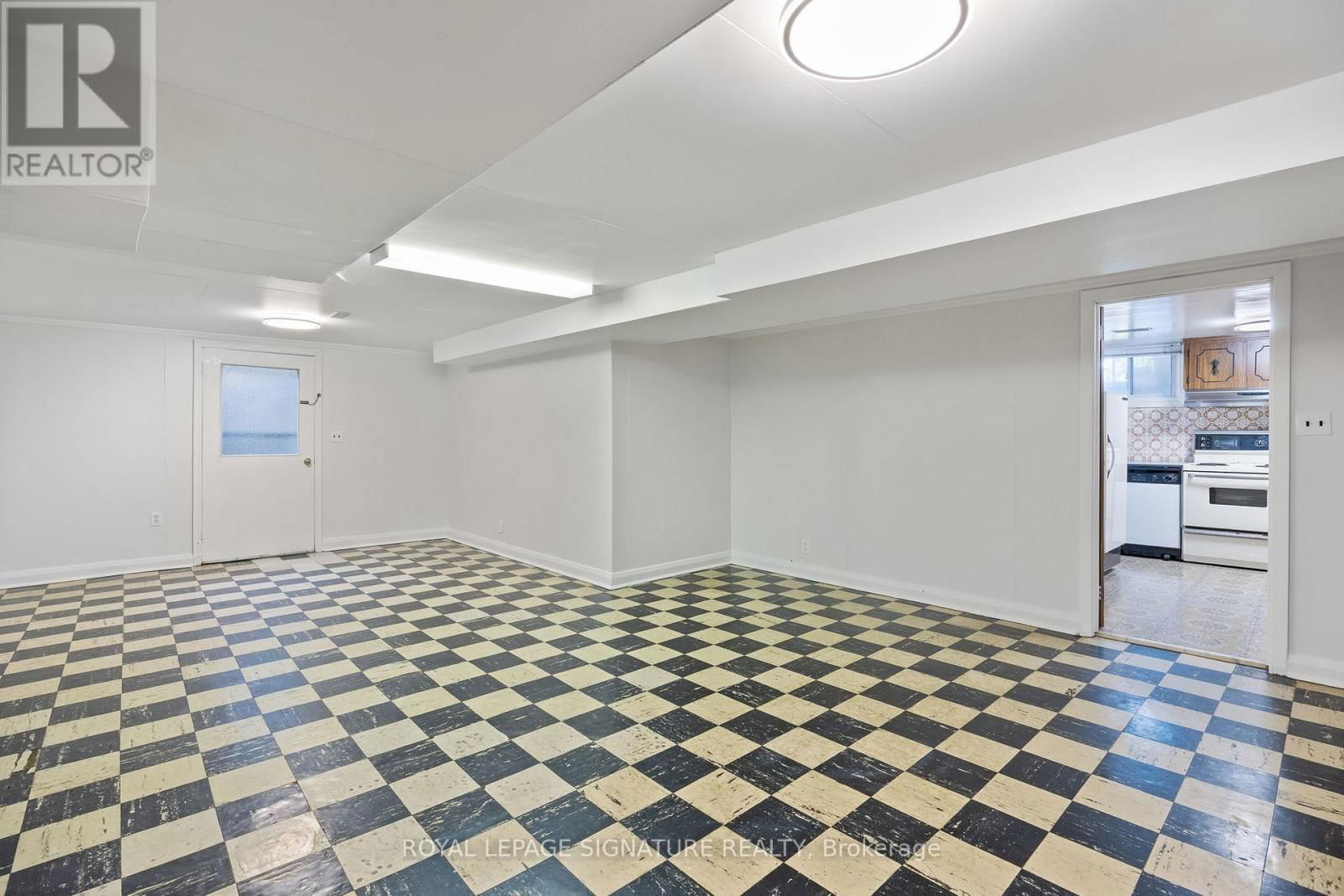 151 RANEE AVENUE Image 28