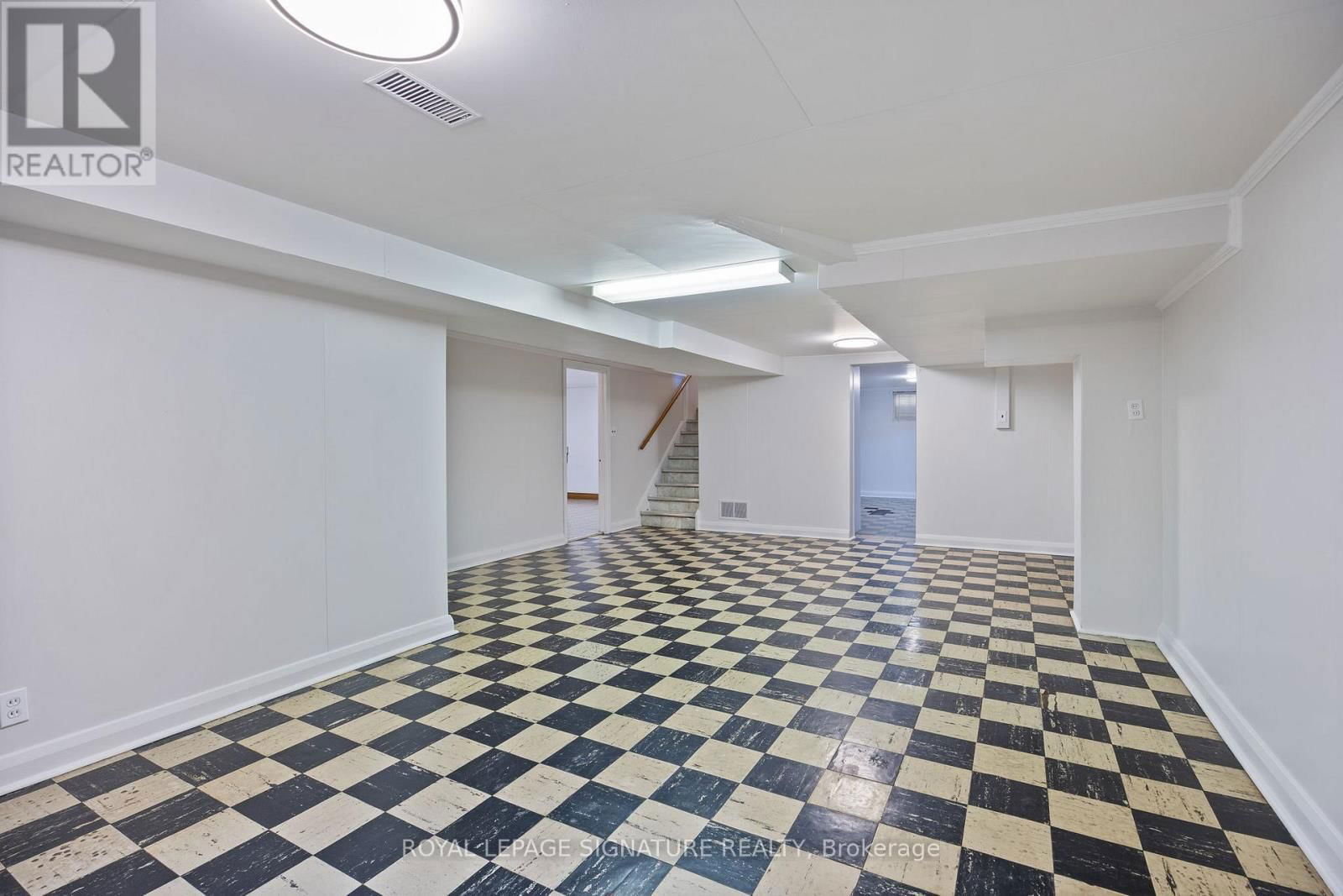 151 RANEE AVENUE Image 29
