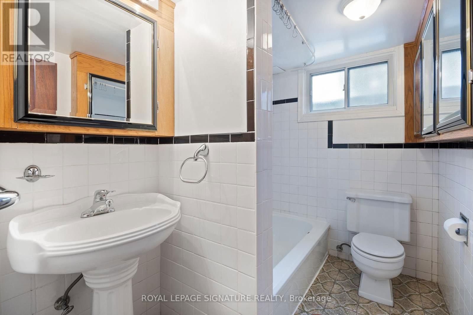 151 RANEE AVENUE Image 32
